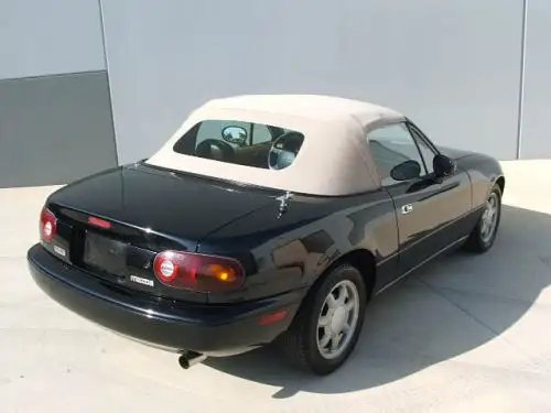 Replacement Convertible Top Mazda Miata MX5 1990-2005 Streamline Style One Piece with no defroster glass window no deck seams with rain rail